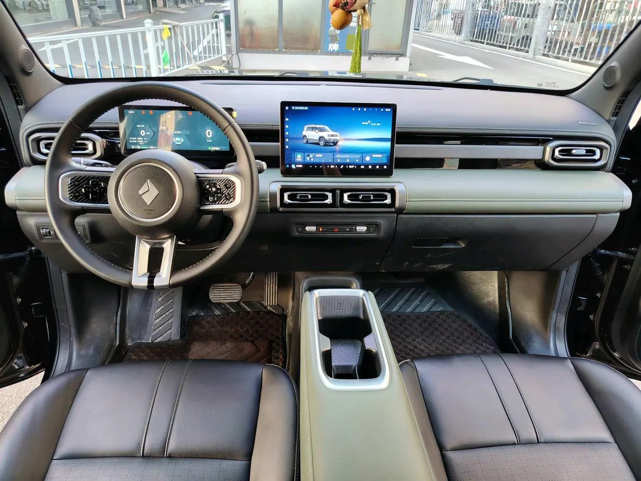 BaoJun 2025 Yueyou Plus Flagship 5-seat Automatic Gear 9