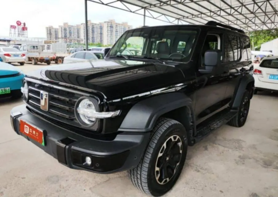 Открыть галерею: Tank 2025 Tank 300 Hi4-T 2.0T Hi4-T 36.7kWh automatic