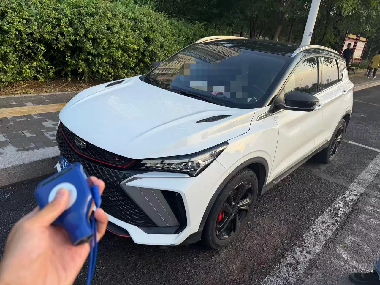 Открыть галерею: Geely 2022 Binyue COOL 1.5TD COOL Hot Engine Automatic Gear