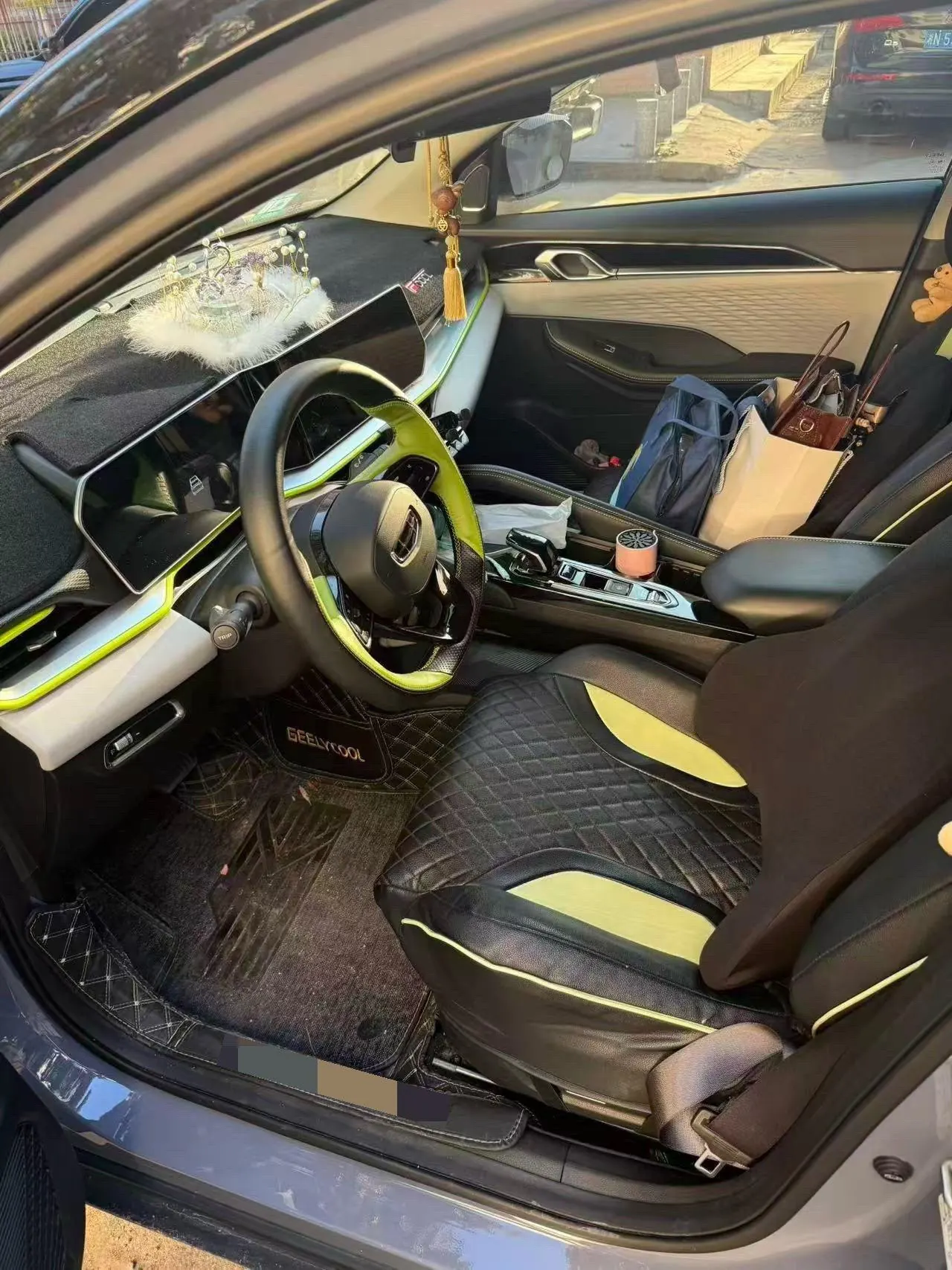 Geely 2023 Binyue COOL 1.5TD COOL Champion Edition Automatic Gear 4