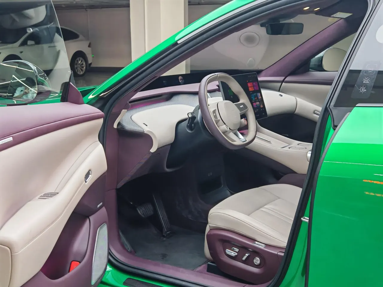 MI 2025 YU7 Long Endurance High Performance Four-wheel Drive Max Edition Automatic Gear 4