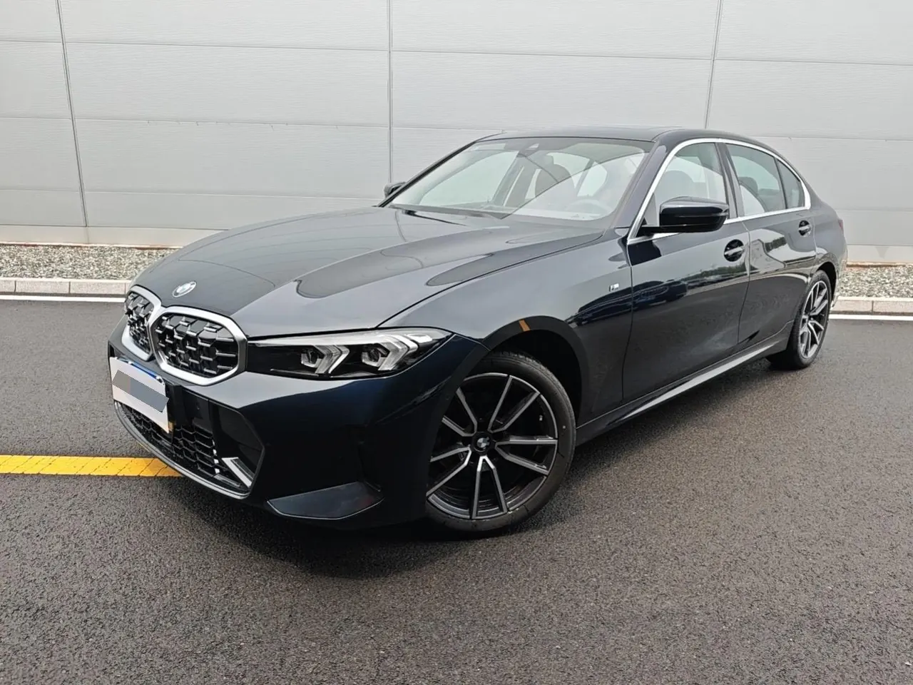 BMW 3 Series 2025 325Li 2.0T M Sports Suit Automatic Gear - View 1