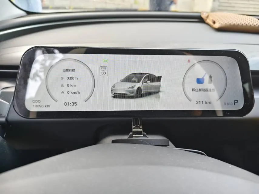 Tesla 2023 Model 3 Rejuvenation Edition Rear Wheel Drive Automatic Transmission 6