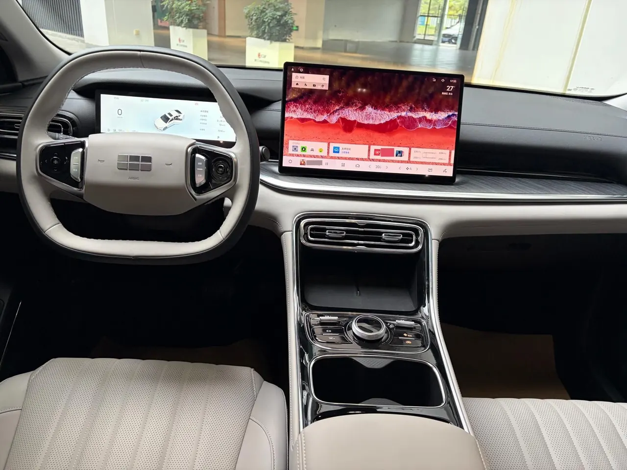 Geely Galaxy 2025 xingyao 6 EM-i 1.5 125km exploration version automatic gear 8