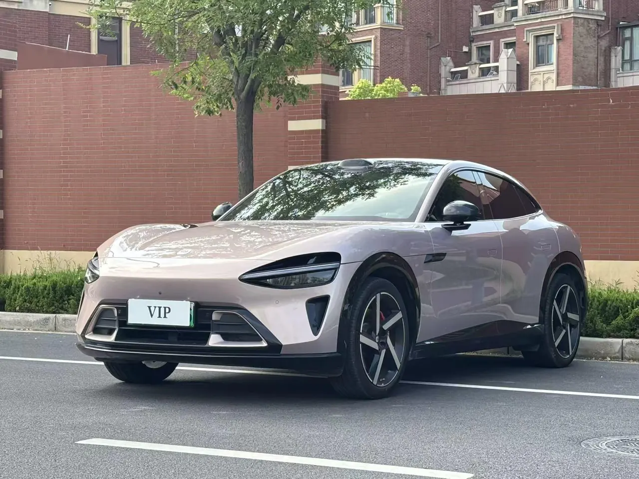 Open image lightbox: MI 2025 YU7 Long Endurance High Performance Four-wheel Drive Max Edition Automatic Gear