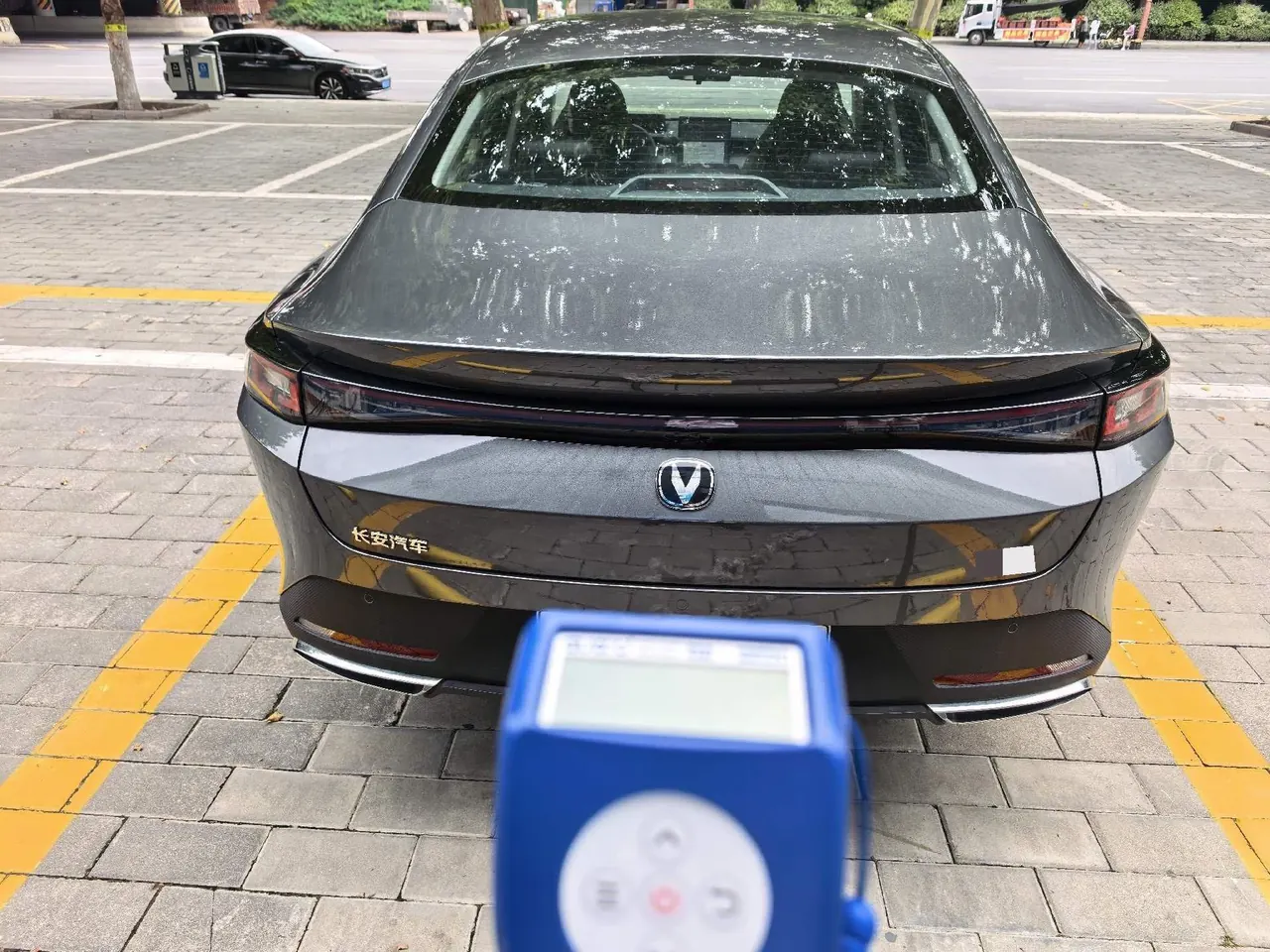ChangAn Yidong New Energy 2025 Yidong PHEV 1.5 Stepless Smart New Blue Whale 145KM Battleship Edition Automatic Gear 5