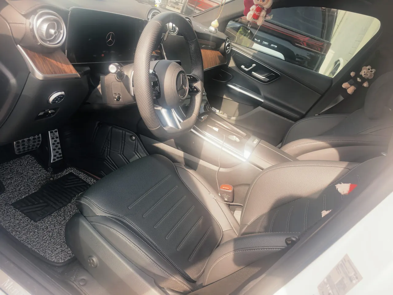 Mercedes Benz 2025 GLC 300 L 4MATIC 48V 2.0T dynamic 5-seat automatic gear 8