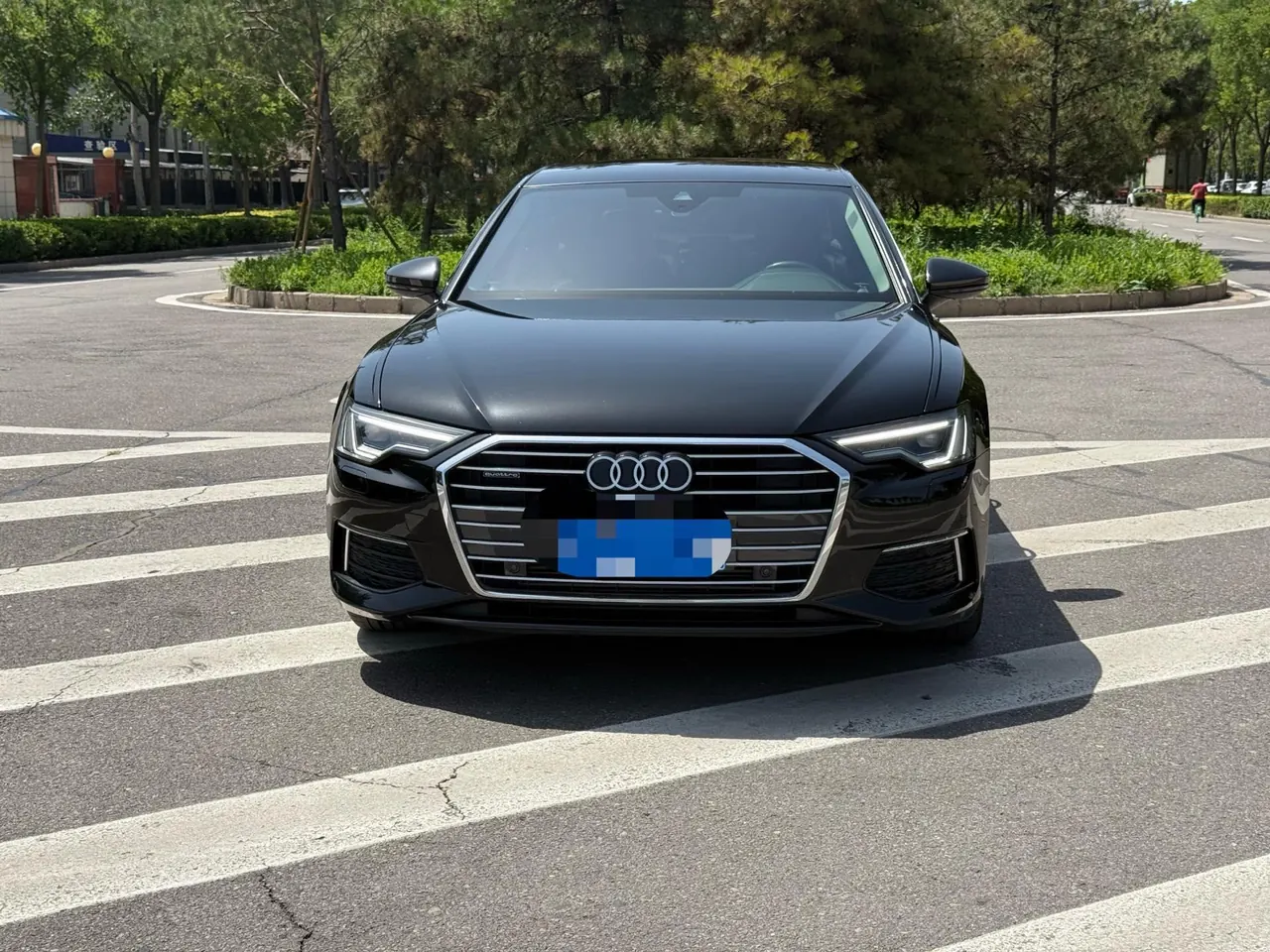 Audi 2022 A6L 2.0TFSI 45TFSI Quattro enjoy elegant automatic gear 2