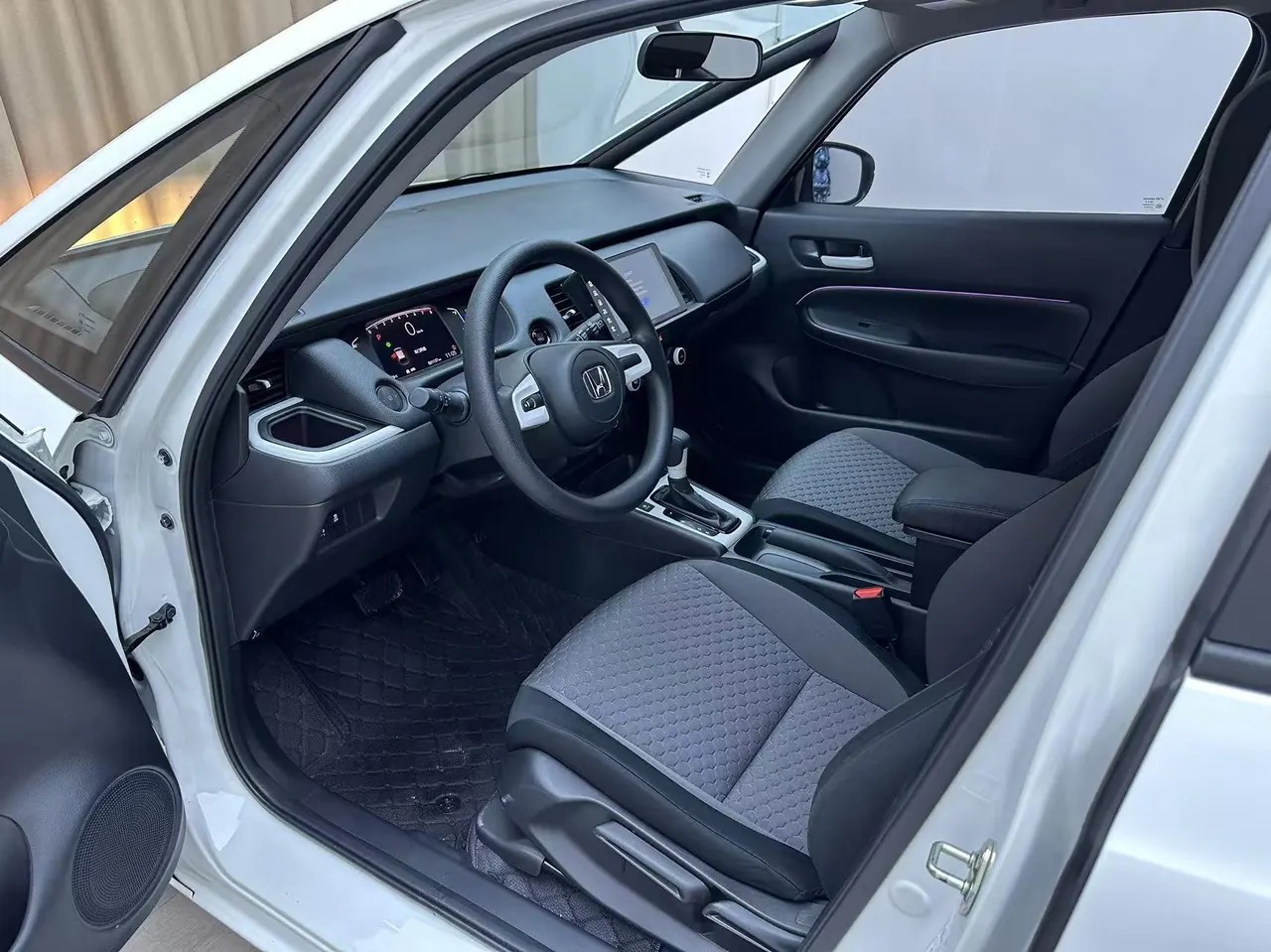 Honda 2022 Fit 1.5 Stepless Tide Enjoy Skylight Edition Automatic Gear 7