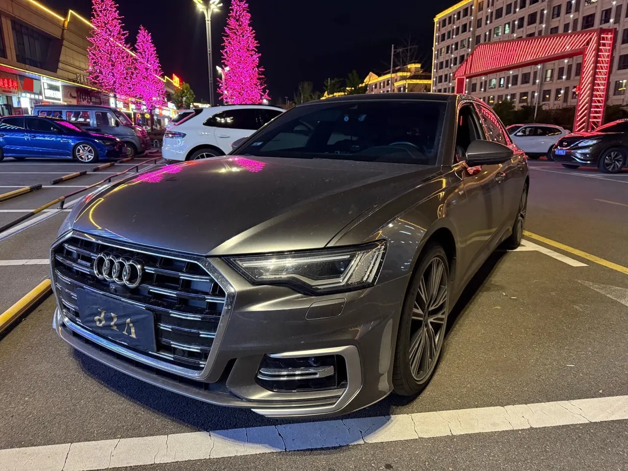 Open image lightbox: Audi 2023 A6L 2.0TFSI 45TFSI Selected Dynamic Automatic
