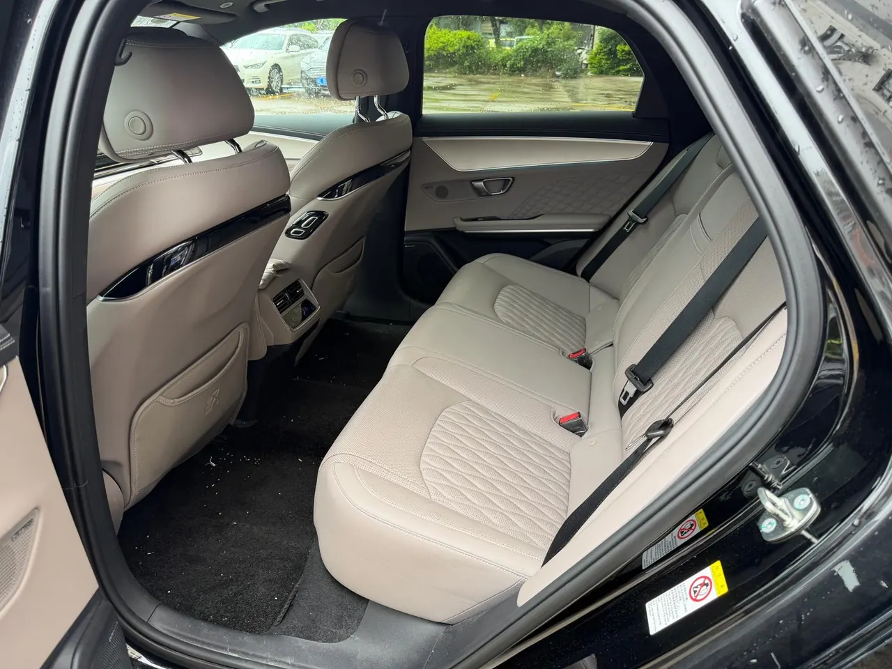 BYD 2023 Han EV 605KM Champion Edition Precursor Honorable Automatic Gear 3