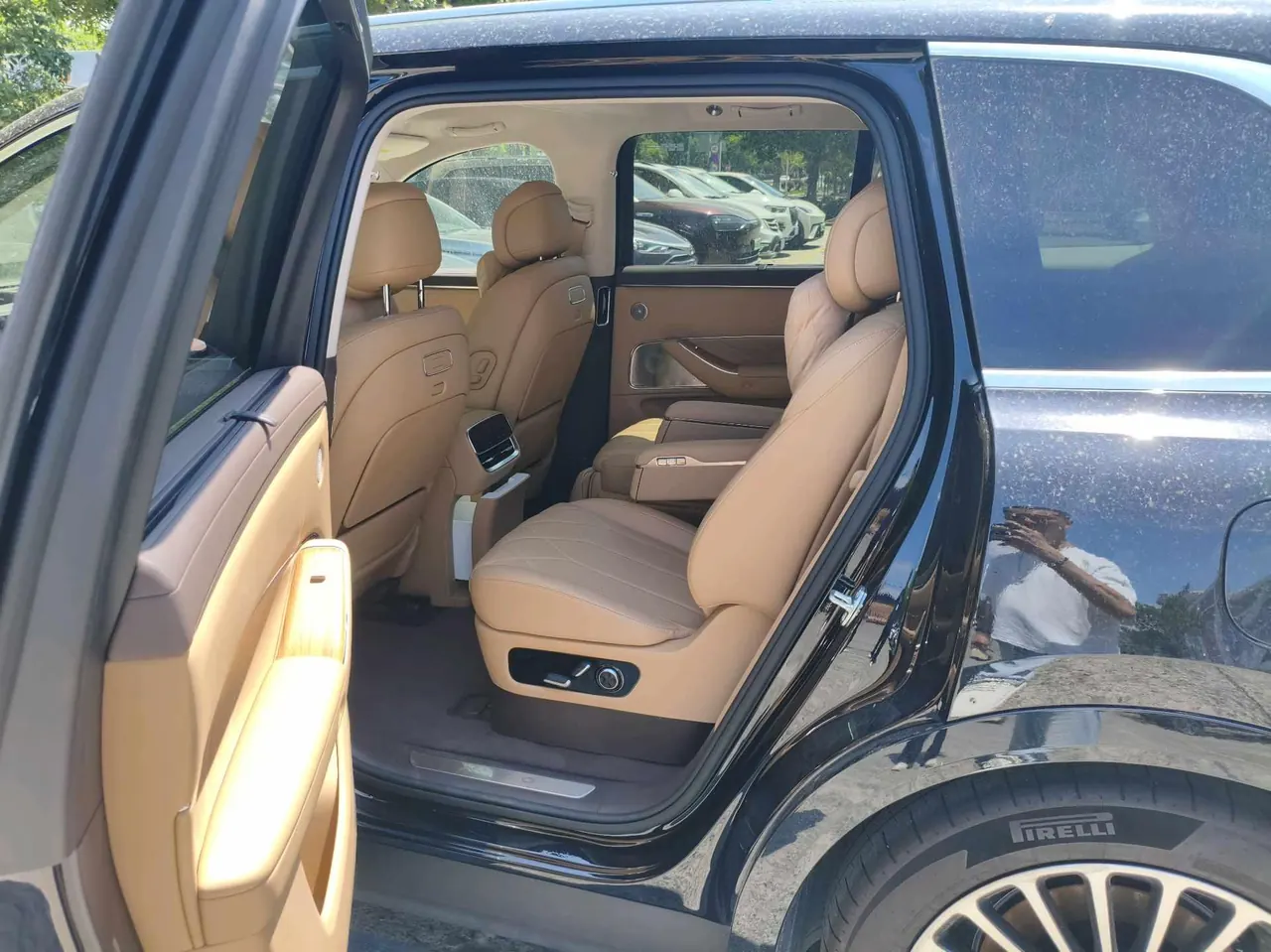 AITO 2025 AITO M8 Ultra 53.4kWh 6-seat automatic gear 11