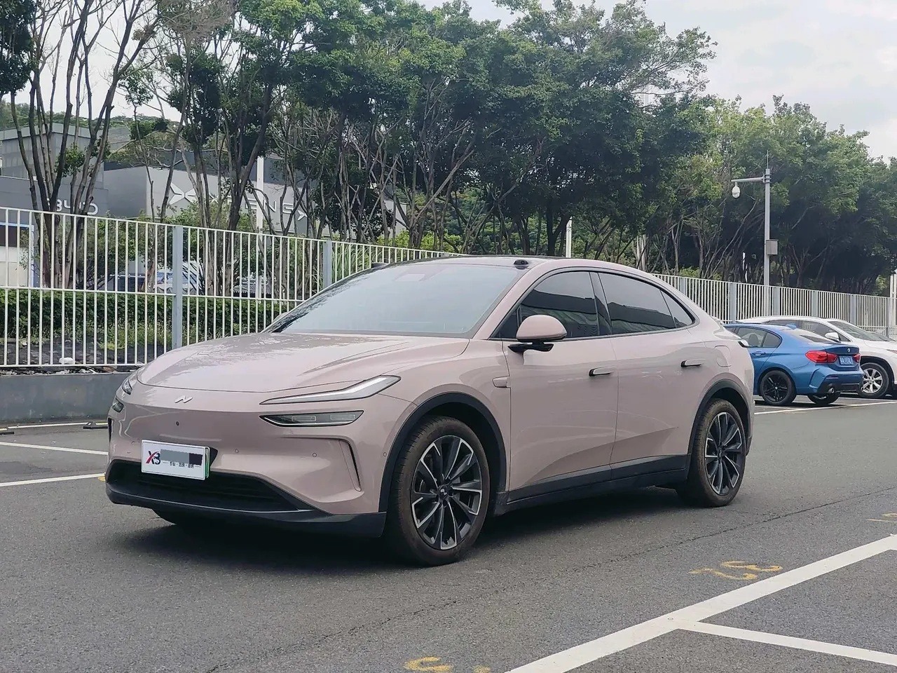 Открыть галерею: ONVO 2025 L60 60kWh rear drive version automatic gear