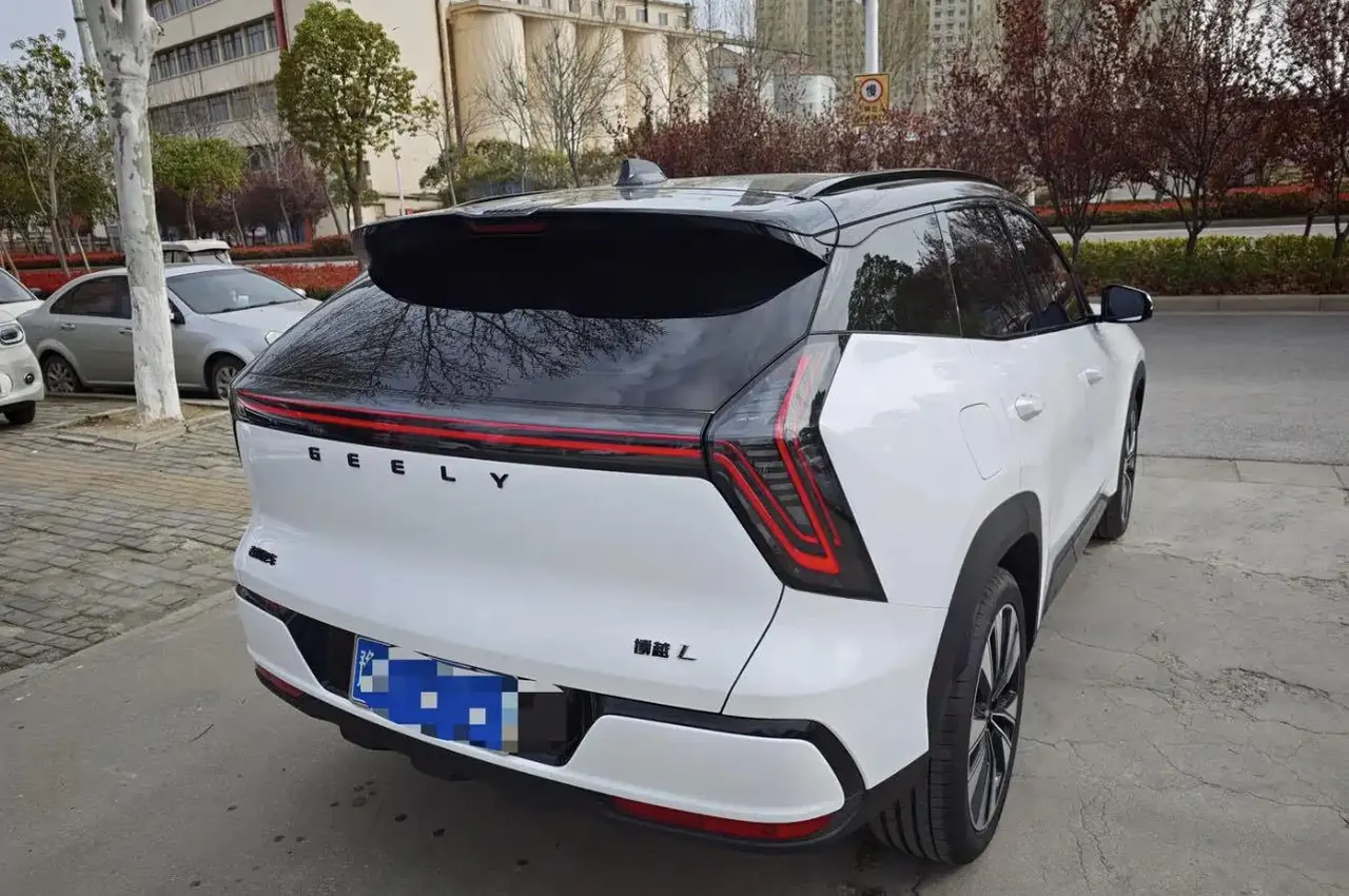 Geely 2025 Boyue L 1.5TD Splendid Automatic Gear 3