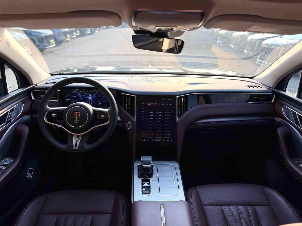 HongQi 2024 HS7 PHEV 2.0T 4-wheel drive flag smooth version 6-seat automatic gear 7
