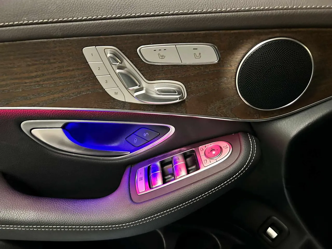 Mercedes Benz 2022 GLC 300 L 4MATIC 2.0T Dynamic Zhen Tibetan Edition (Revised) Automatic Gear 10