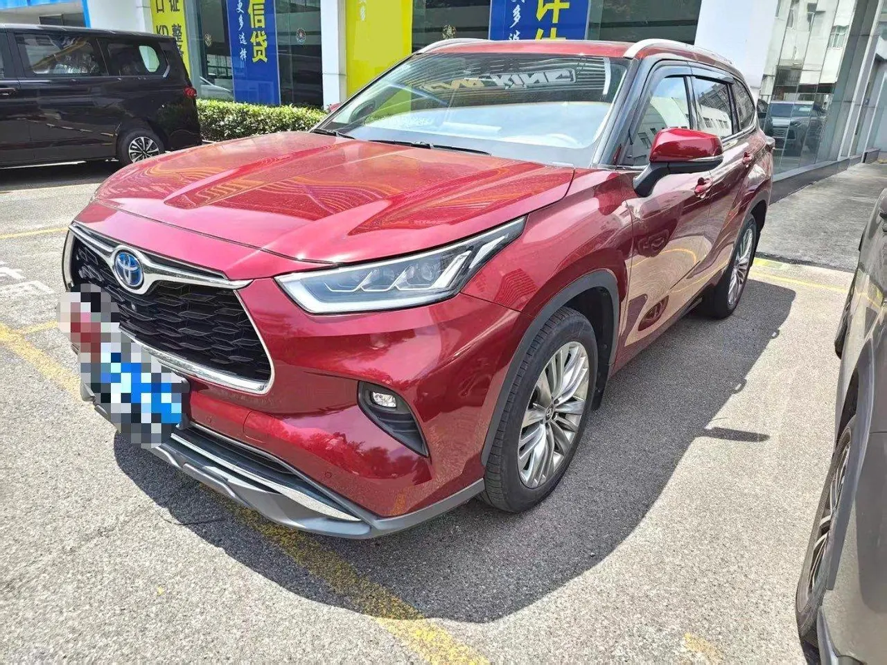 打开图片灯箱:Toyota 2022 Highlander Dual Engine 2.5 Stepless Four-wheel Drive Extreme Edition 7-seat Automatic Gear