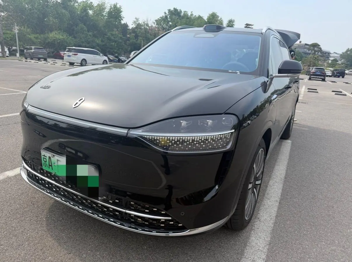 Open image lightbox: AITO 2024 AITO M9 extended range Ultra version 52kWh5 seat version automatic gear