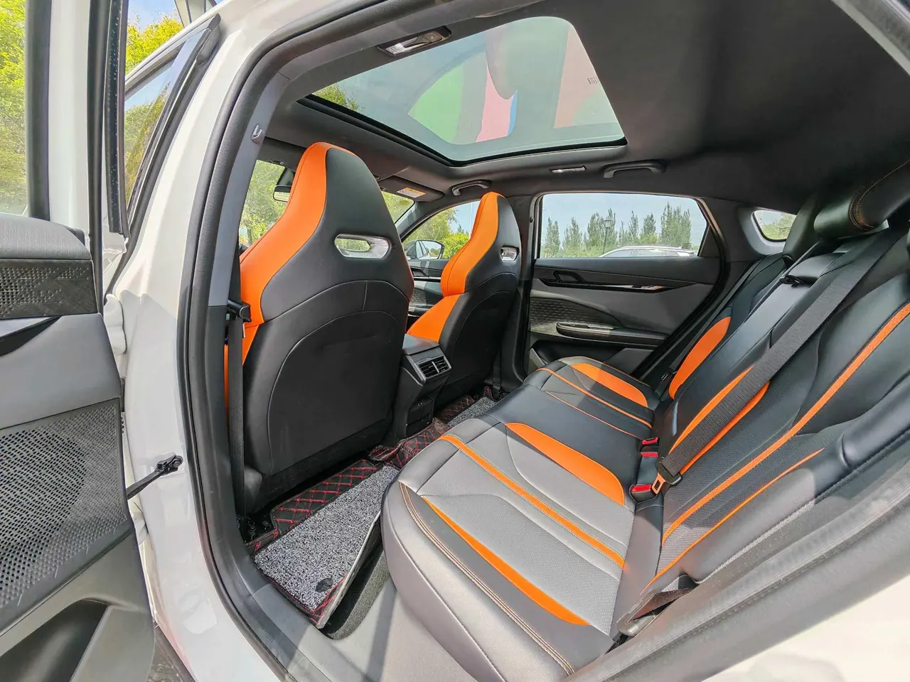 ChangAn 2024 UNI-V 1.5T Distinguished Sports Automatic 6