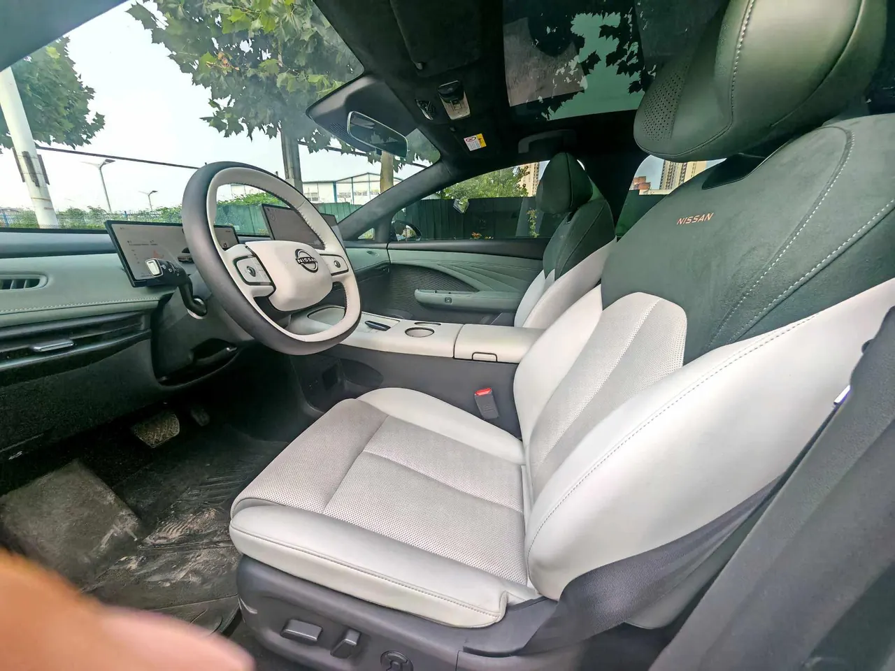 Nissan 2025 N7 625 Max Automatic 4