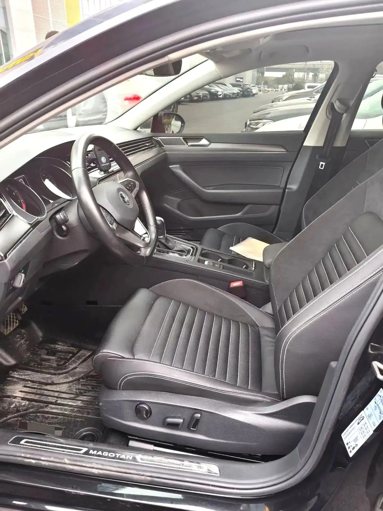 Volkswagen 2020 Magotan 2.0TSI 330TSI Leading Automatic 5