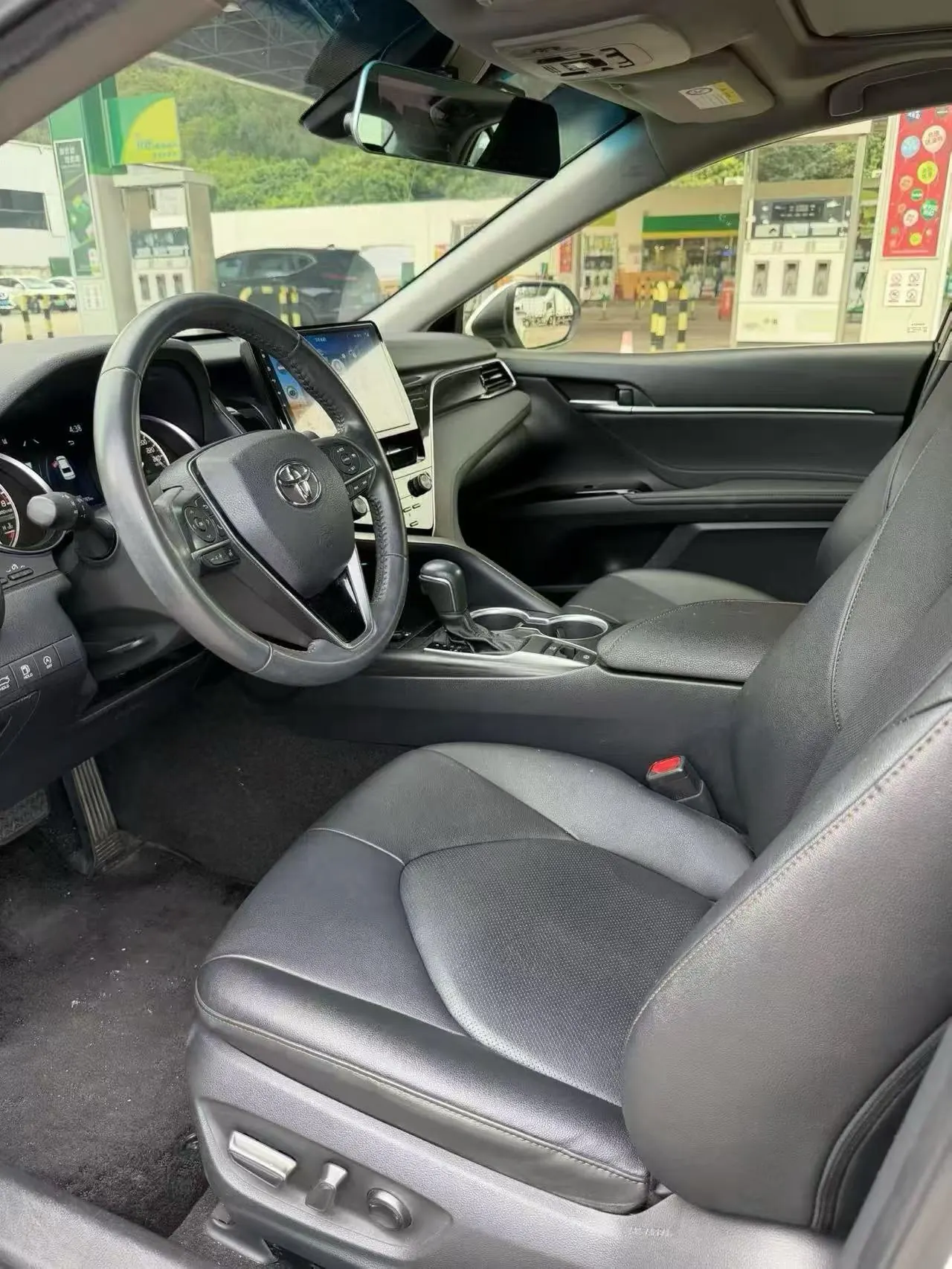 Toyota 2021 Camry 2.0G Stepless Deluxe Edition Automatic Gear 2