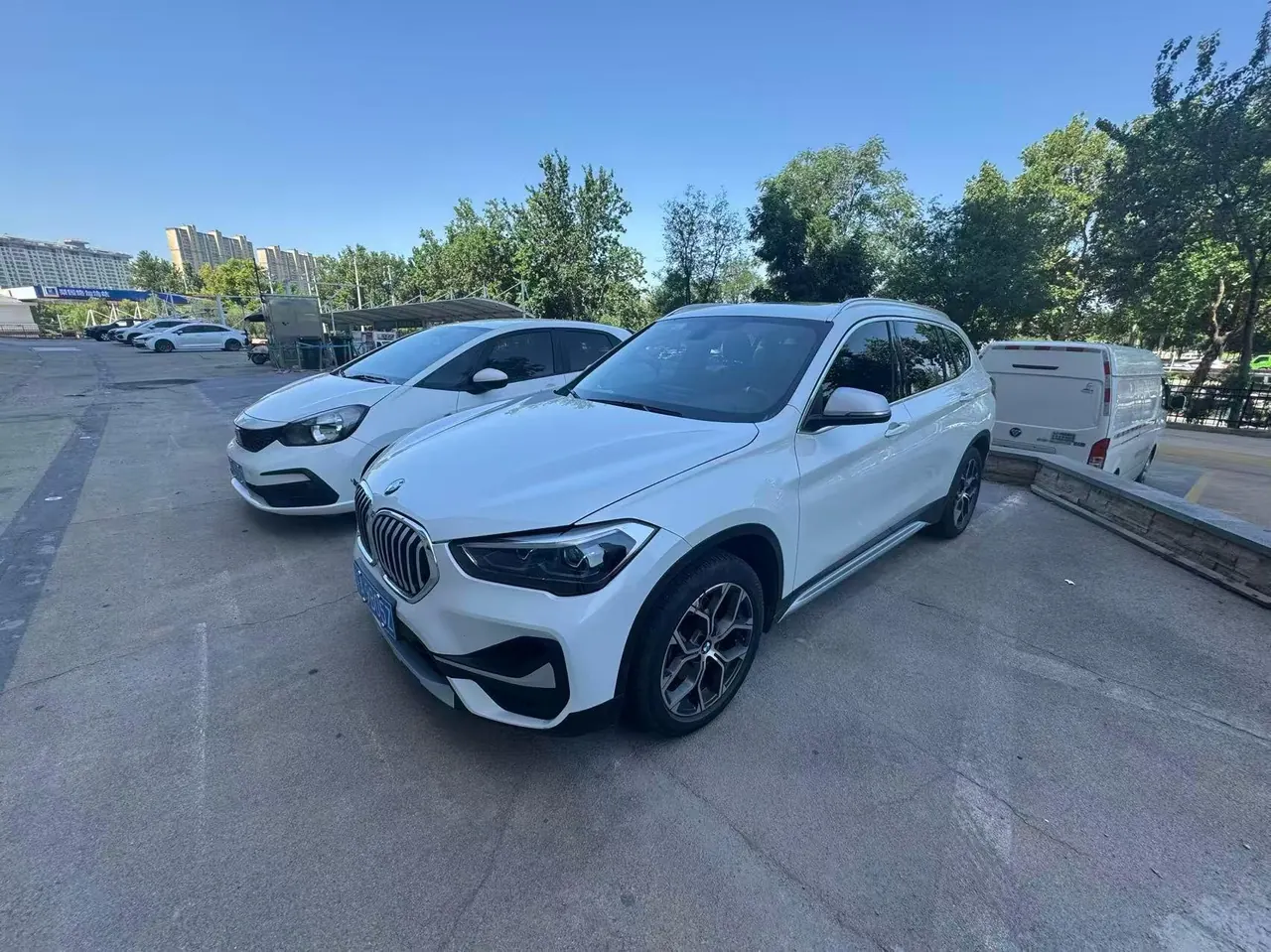 Открыть галерею: BMW 2021 X1 sDrive20Li 1.5T exclusive automatic gear