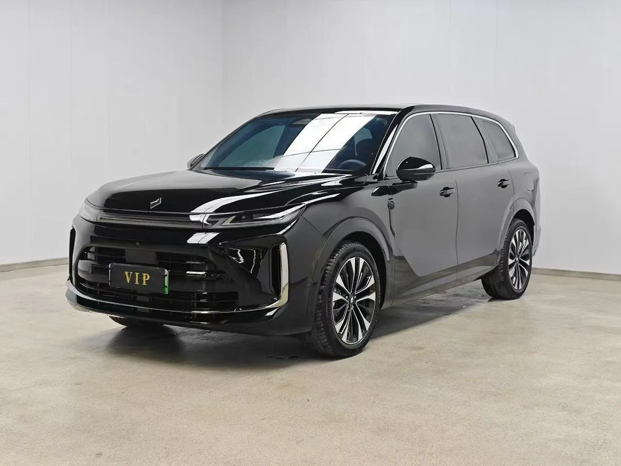 Open image lightbox: Huajing 2026 Huajing S 1.5T 235km 4-wheel drive dry Kun exclusive edition automatic gear