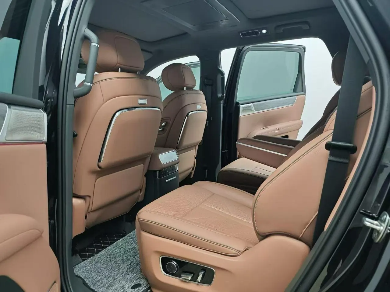 Huajing 2026 Huajing S 1.5T 235km 4-wheel drive dry Kun exclusive edition automatic gear 6