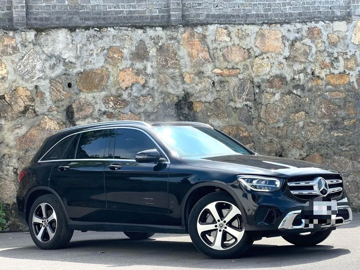Mercedes Benz 2022 GLC 260 L 4MATIC 2.0T Dynamic (Change 2) Automatic Gear 3