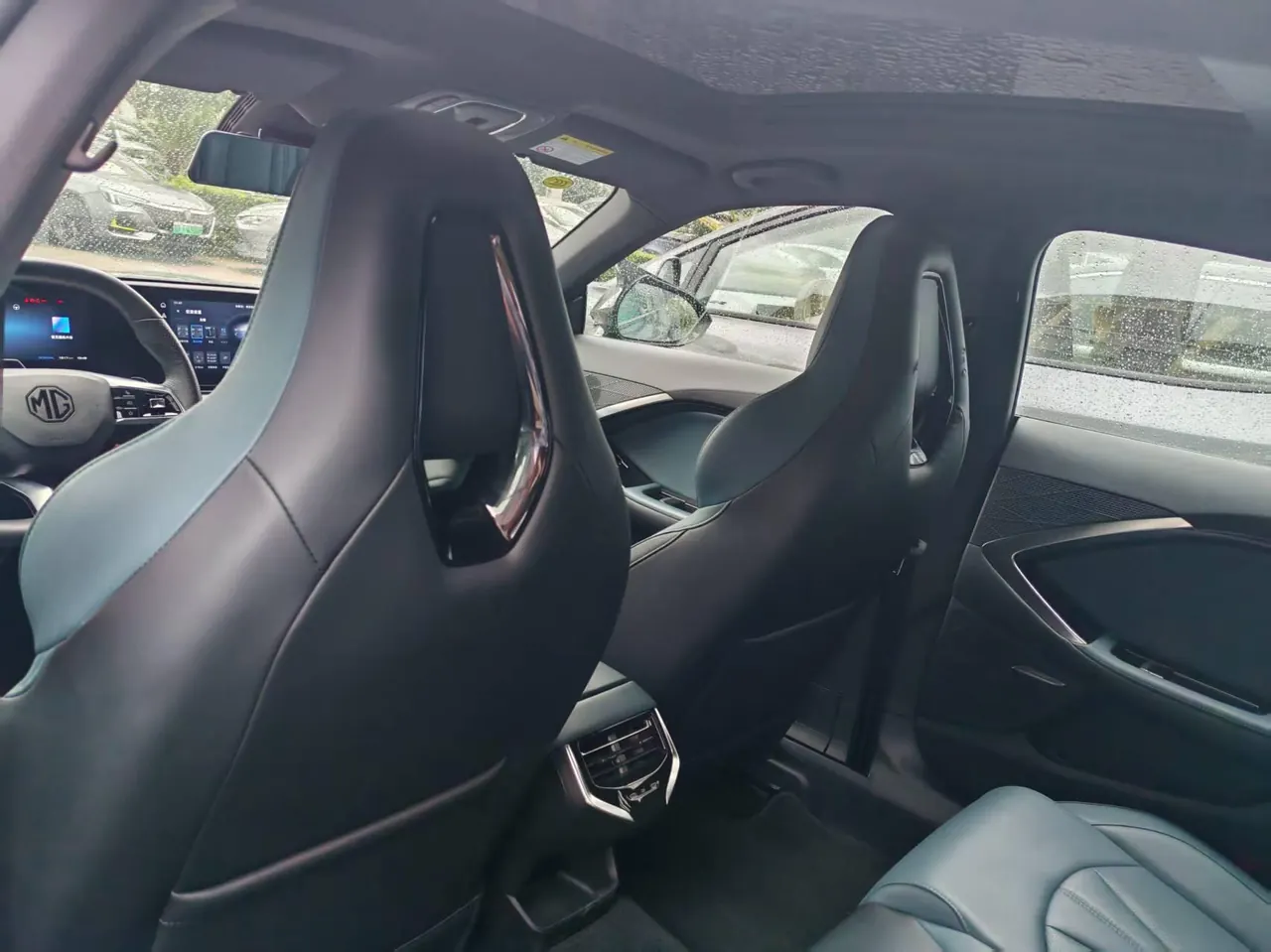 2025 MG7 2.0T Trophy Super Intelligent Driving Edition, Automatic Transmission 5
