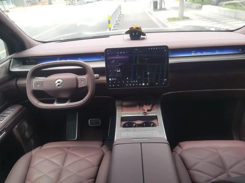 NIO 2026 ES 9 102kWh Executive Island Deluxe Automatic Gear 12