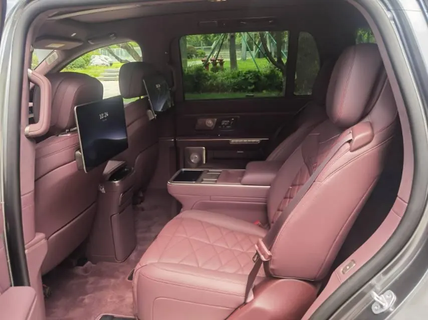 NIO 2026 ES 9 102kWh Executive Island Deluxe Automatic Gear 15
