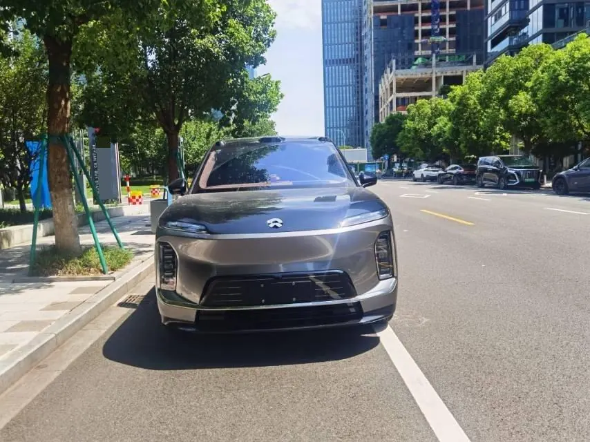 NIO 2026 ES 9 102kWh Executive Island Deluxe Automatic Gear 2