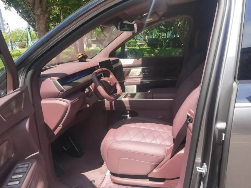 NIO 2026 ES 9 102kWh Executive Island Deluxe Automatic Gear 7