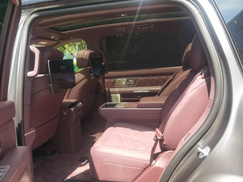 NIO 2026 ES 9 102kWh Executive Island Deluxe Automatic Gear 8