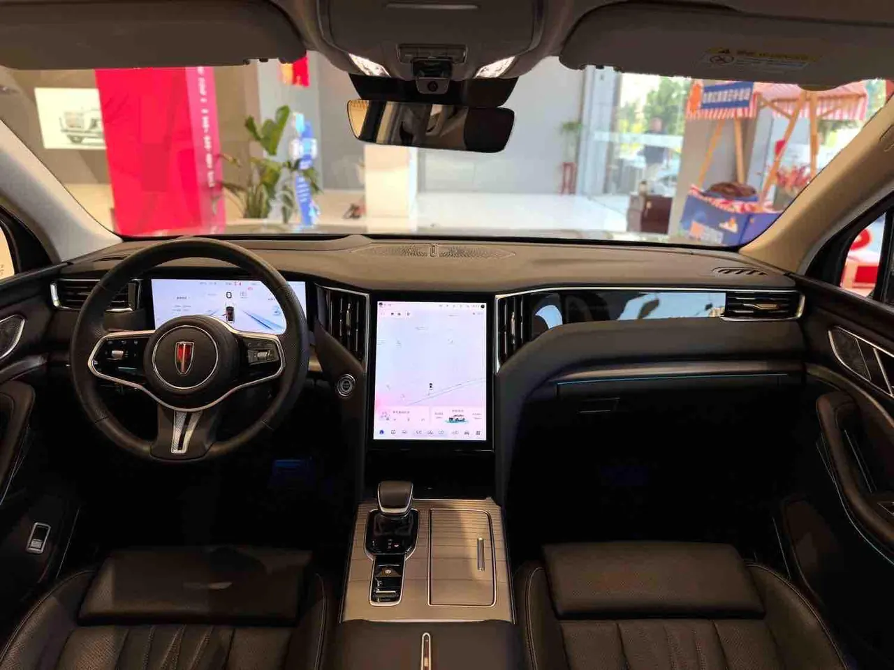 HongQi 2024 HS7 PHEV 2.0T 4-wheel drive flag smooth version 6-seat automatic gear 7
