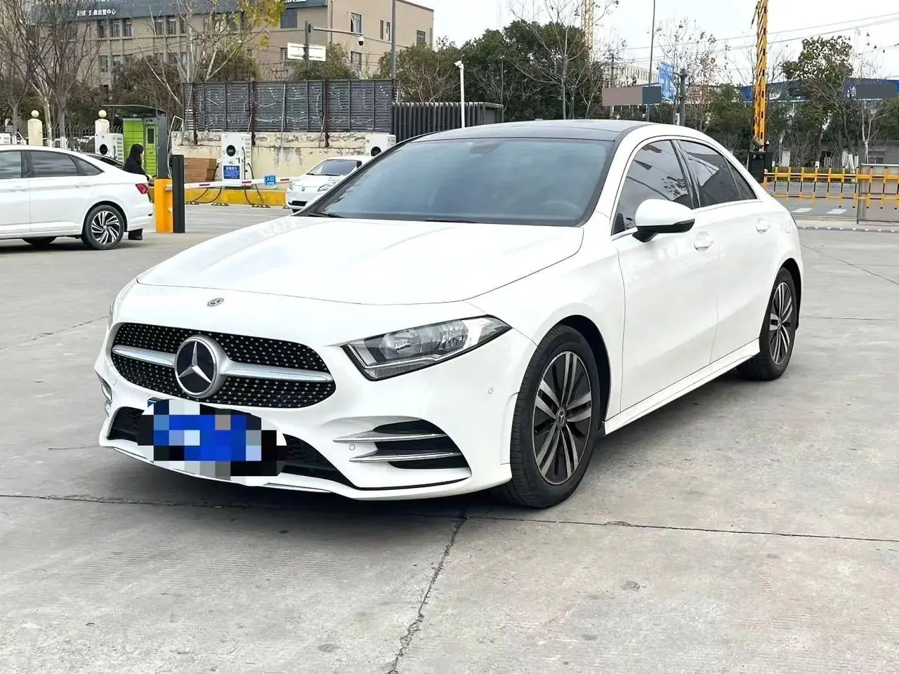 Mercedes Benz Class A 2020 A 180 L 1.3T Sports Automatic - View 1