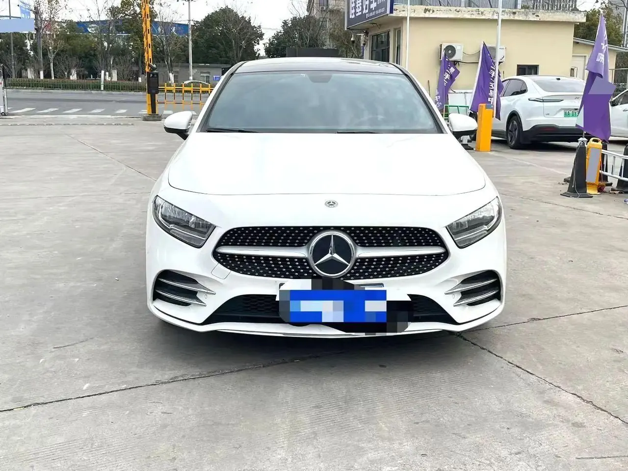 Mercedes Benz Class A 2020 A 180 L 1.3T Sports Automatic 2