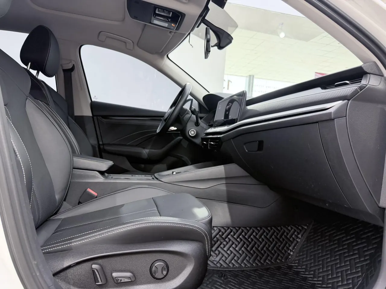 Skoda 2022 Ming Rui PRO 1.4TSI TSI280 Luxury Edition Automatic Gear 8