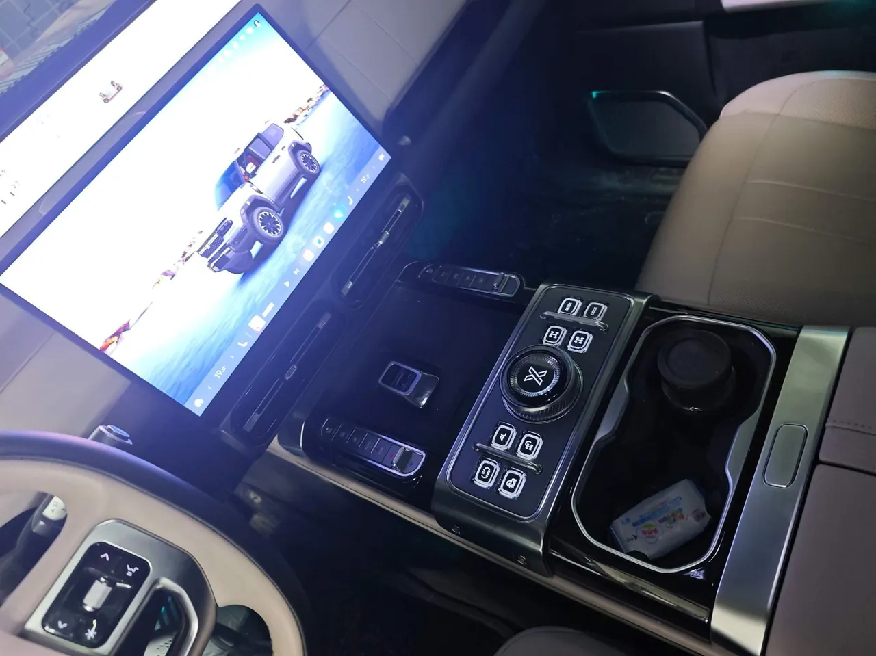 Jetour vertical and horizontal 2025 G700 CDM-O 2.0T longitudinal wild version 5 automatic gear 10