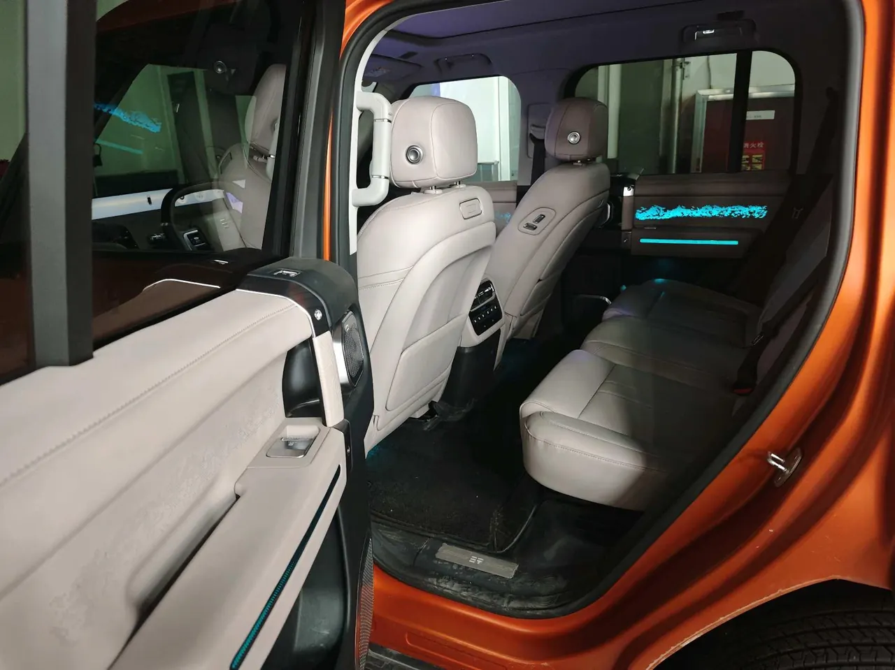 Jetour vertical and horizontal 2025 G700 CDM-O 2.0T longitudinal wild version 5 automatic gear 4
