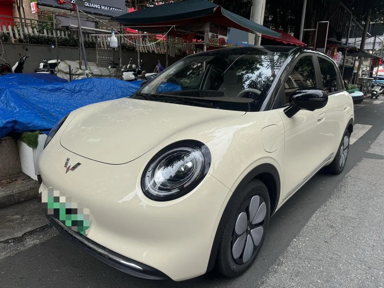 Open image lightbox: WuLing 2026 Plantronics Pro 403km Enjoy Automatic Gear