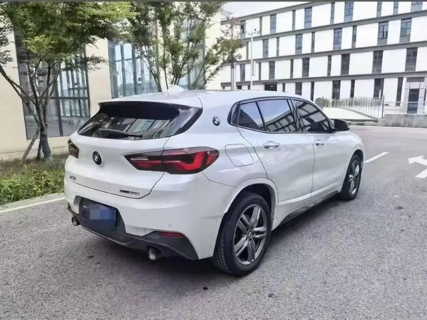 BMW 2023 X2 sDrive25i 2.0T M Sport Package Automatic 5