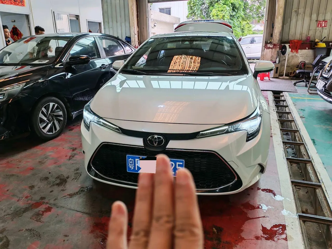 Toyota 2021 Lei Ling 1.2T Stepless 185T Deluxe Automatic Gear 2