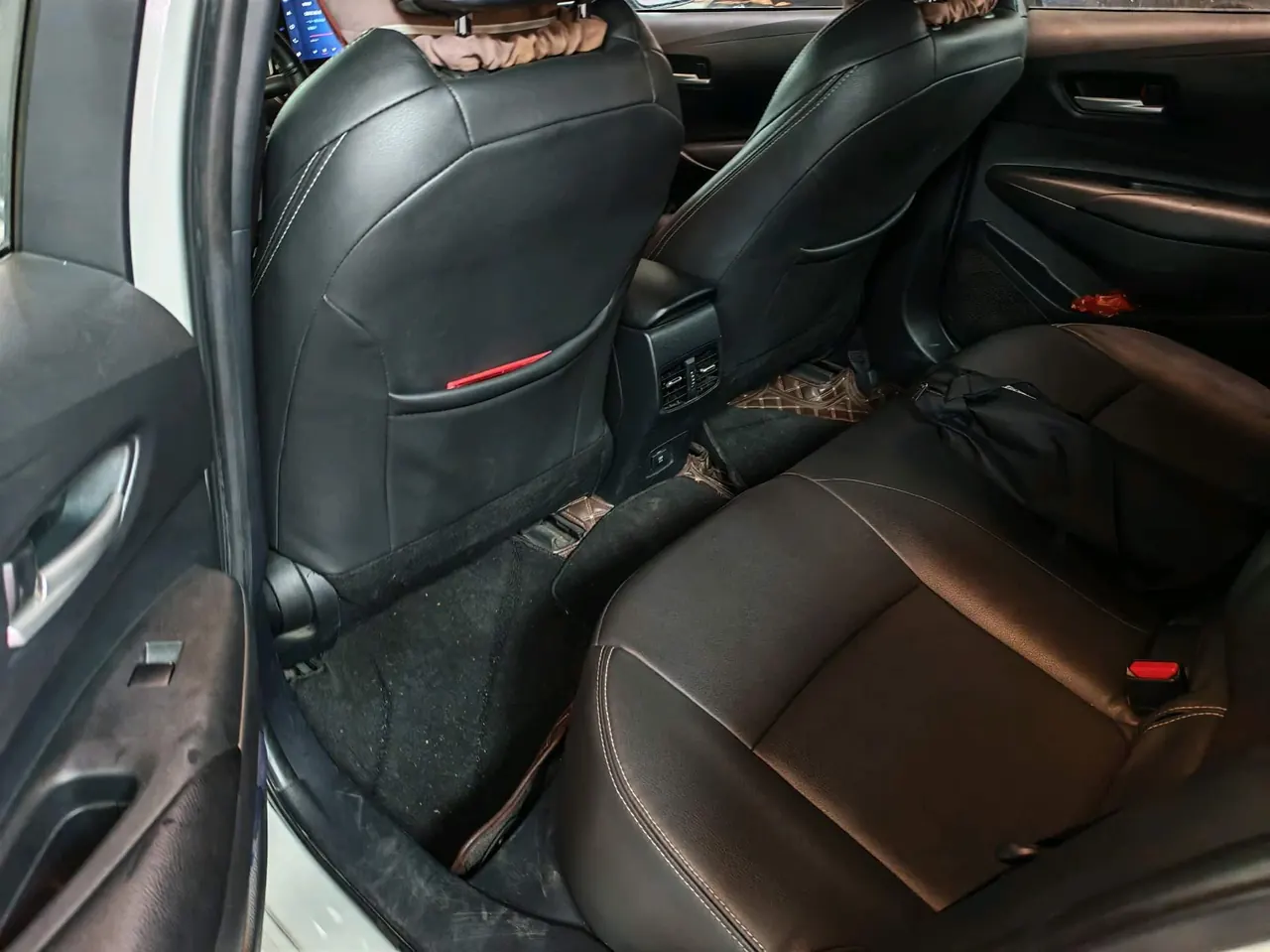 Toyota 2021 Lei Ling 1.2T Stepless 185T Deluxe Automatic Gear 4