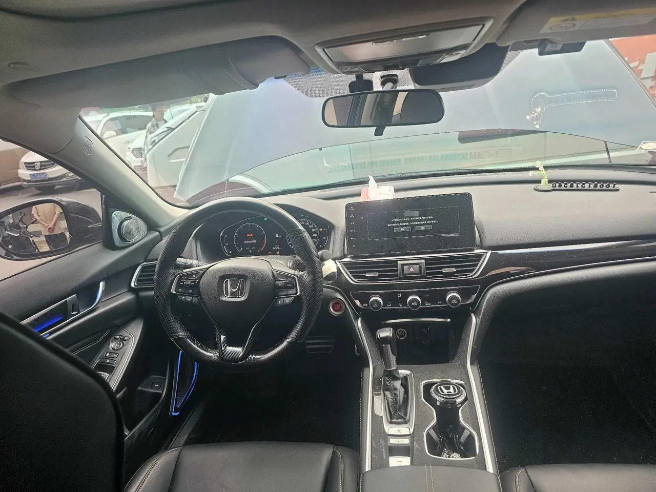 Honda 2022 10th Generation Accord 1.5T Stepless 260TURBO Magic Night Premium Edition Automatic Gear 4