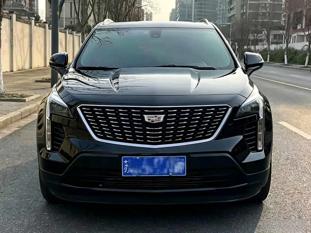 Cadillac 2022 XT4 48V 2.0T 28T Two-Drive Fashion Automatic Gear 2