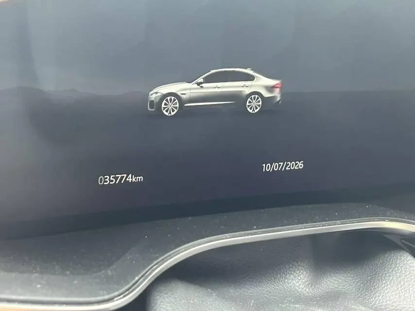 Jaguar 2022 XFL 2.0T P 12500.00g Drive Enjoy Deluxe Edition Automatic Gear 8