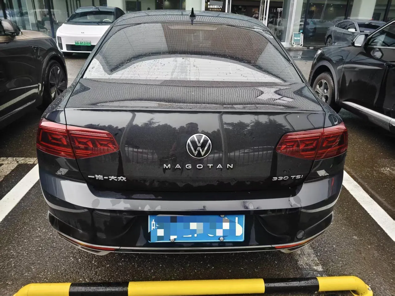 Volkswagen 2023 Magotan 2.0TSI 330TSI 2 million Commemorative Luxury Automatic Gear 6